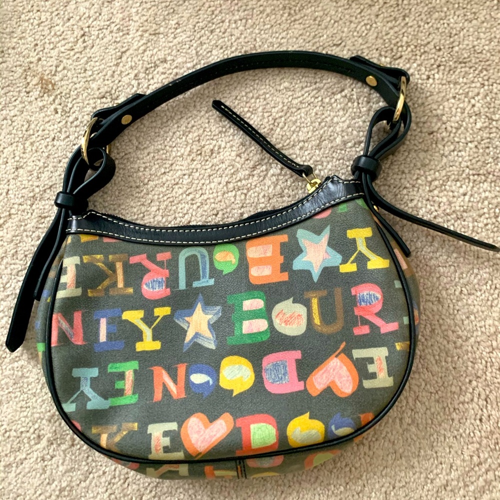 Dooney & Bourke cute satchel